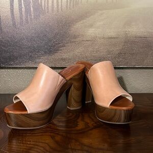 Jessica Simpson Shelbie platform